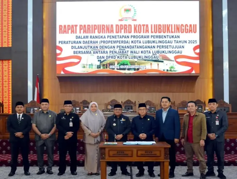 DPRD Kota Lubuklinggau Tetapkan Propemperda 2025 dalam Rapat Paripurna